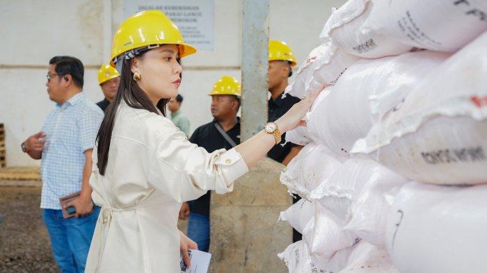 Komisaris Utama PT Pusri Palembang Tinjau Stok Pupuk Bersubsidi di Banyuwangi dan Probolinggo