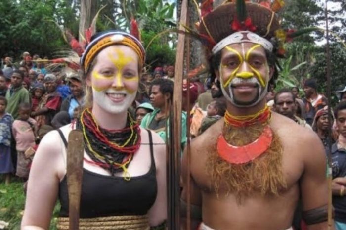 Gila dan Tidak Masuk Akal, 5 Tradisi Aneh Suku Di Indonesia, Ada Ritual Berhubungan dengan Dukun, Simak Disini