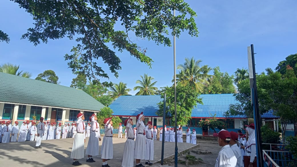 Jadi Pembina Upacara, Ini yang Disampaikan Oleh Kepsek SDN 12 Muara Pinang