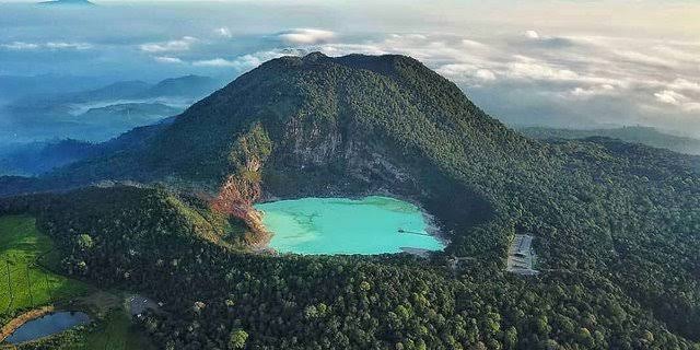 Melihat Misteri Gunung Padang Ciwidey, Makna Spiritual di Bebatuan Raksasa di Puncak Gunung