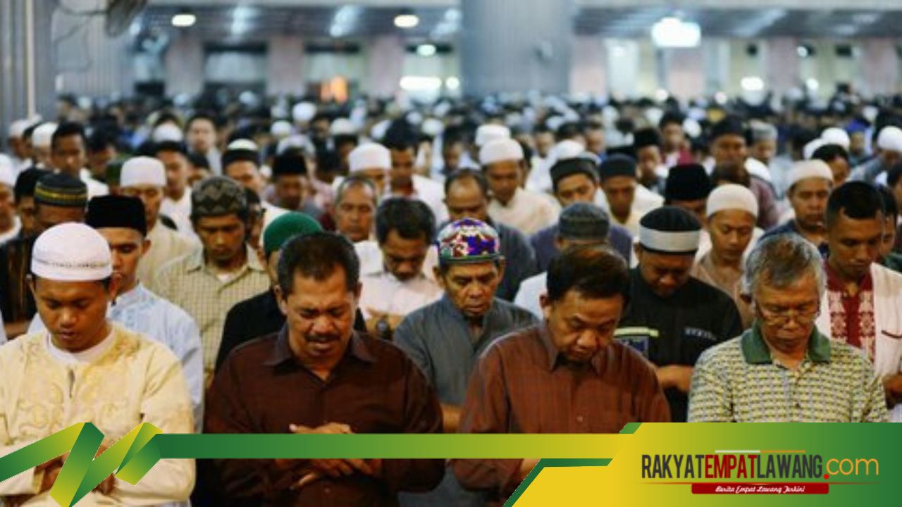Menyelami Makna dan Keutamaan Puasa Ramadhan: 12 Dalil dalam Al-Qur'an dan Hadits