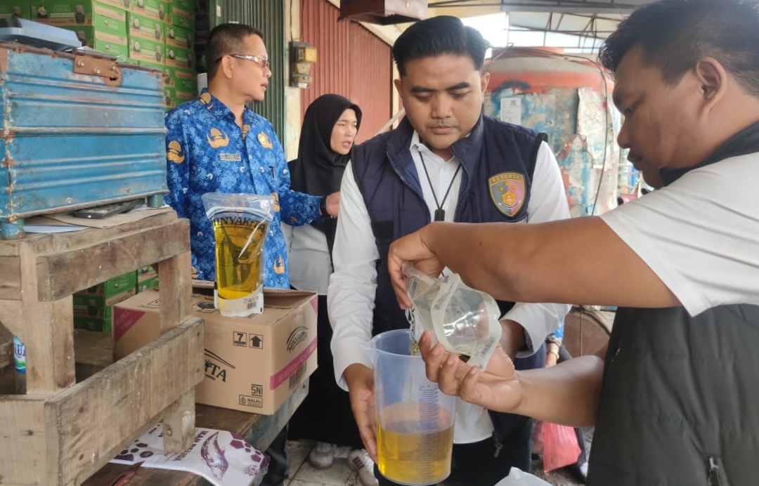 Polres Lahat dan Instansi Terkait Lakukan Sidak Pastikan Harga Bapokting Stabil