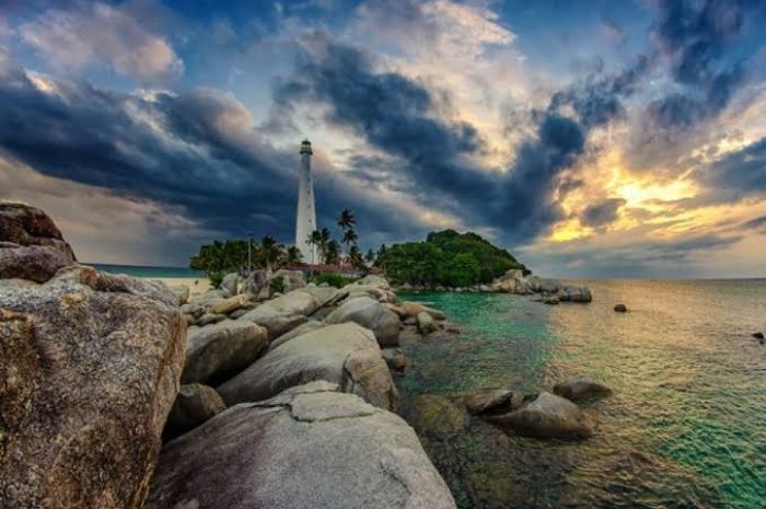 Misteri di Kepulauan Bangka Belitung: Pesona dan Rahasia di Antara Lautan