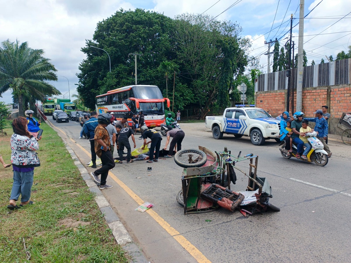 Bentor vs Bus Pariwisata di Jembatan Keramasan: Satu Tewas, Beberapa Luka-Luka