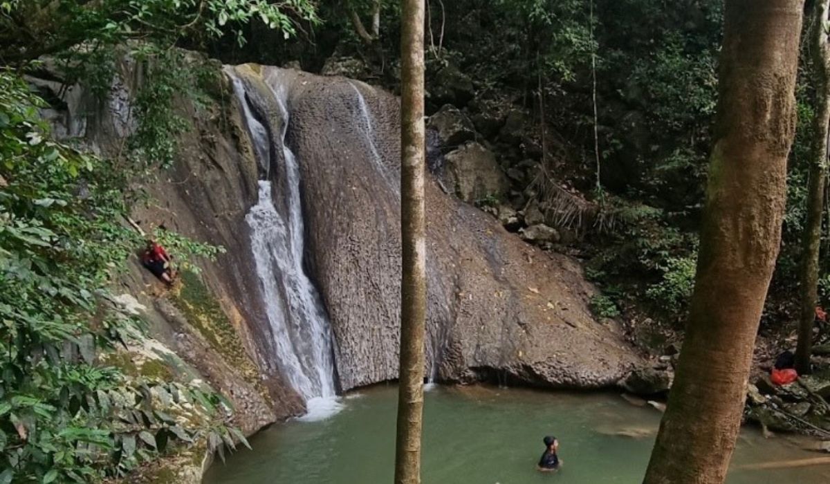 Menelusuri Keindahan Tersembunyi Air Terjun Kuta Malaka di Aceh Besar