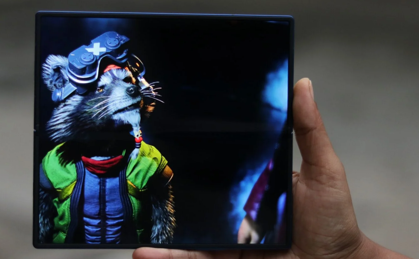 Samsung Siapkan Galaxy Z Wide Fold, Senjata Baru Hadapi iPhone Lipat Apple