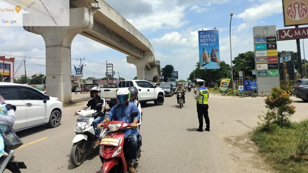 Kawasan Opi Mal Jakabaring Jadi Titik Kemacetan, Pengendara Keluhkan Lamanya Waktu Tempuh