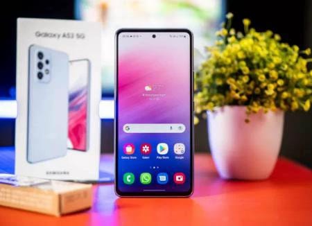 Bingung Pilih Smartphone Baru di Akhir Tahun? Ini Dia Pilihan Terbaik dari Samsung!