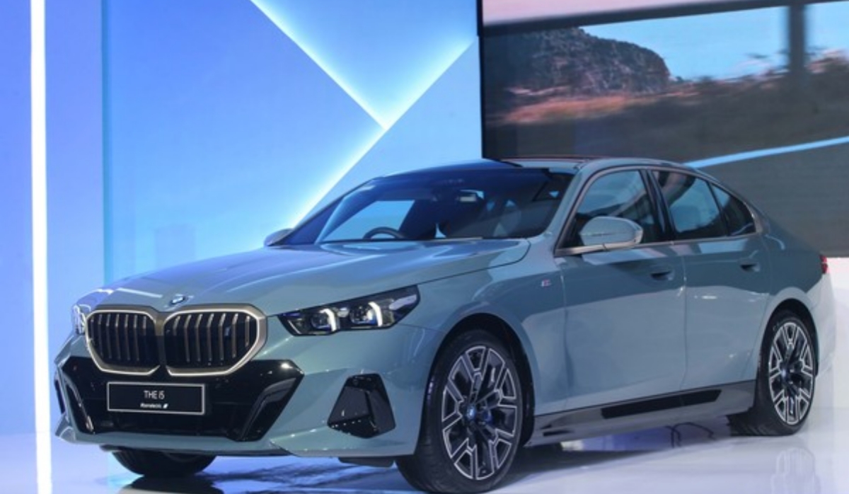 BMW i5, Mobil Listrik Terbaru dengan Harga Bersaing di Indonesia