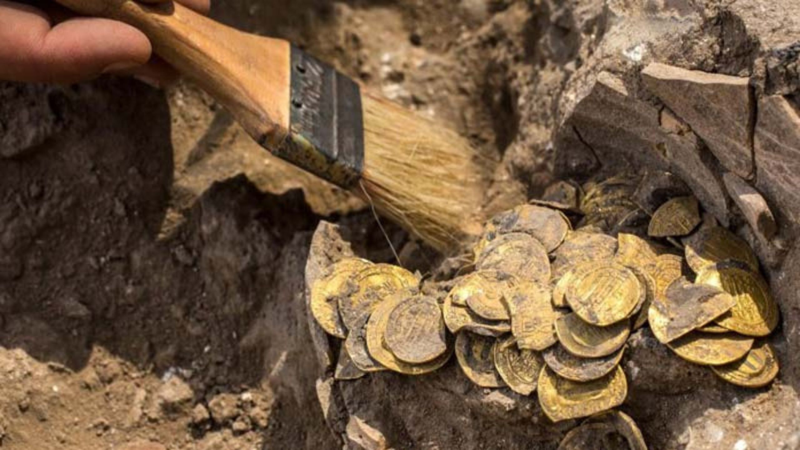Luar Biasa, Para Peneliti Menemukan Logam Emas yang berlimpah di situs Gunung Padang, Jadi Bukti Sejarah!