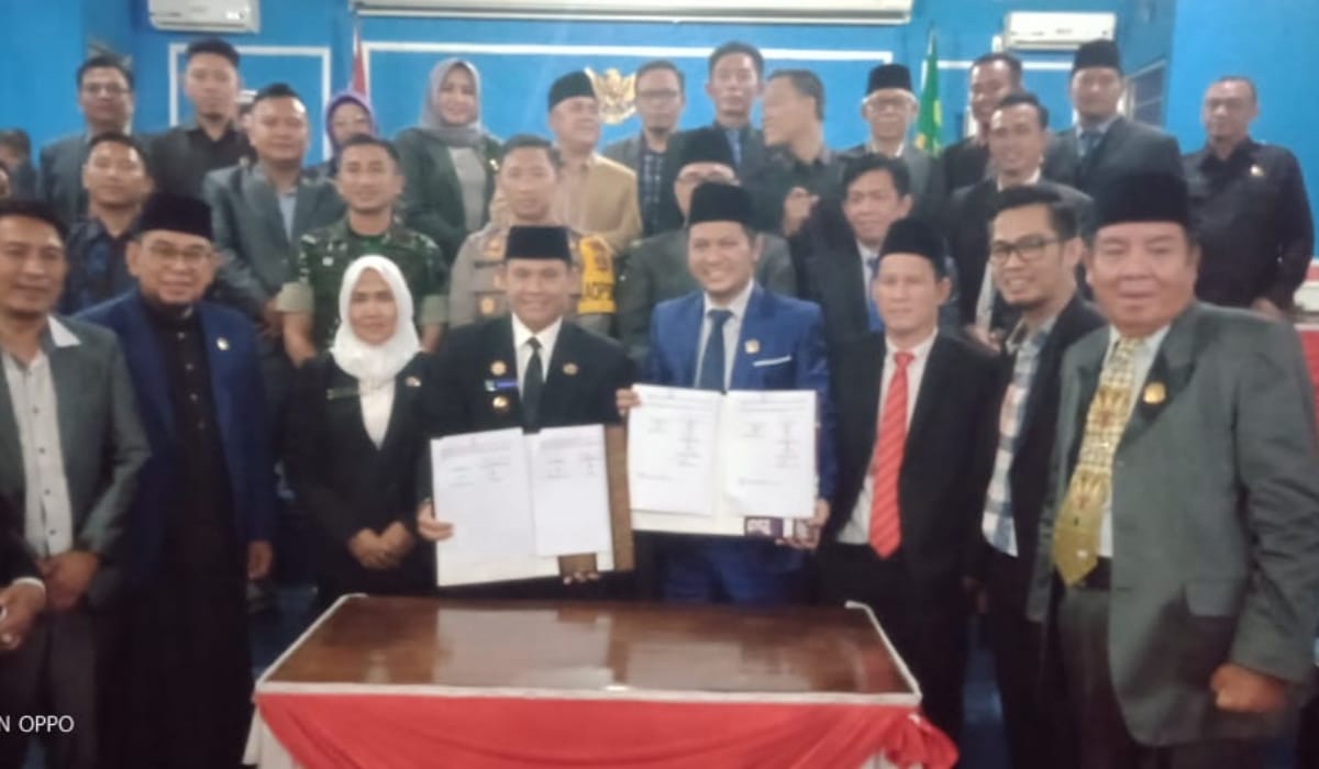 Pj Bupati Empat Lawang Hadiri Rapat Paripurna Pengganti Antar Waktu Anggota DPRD