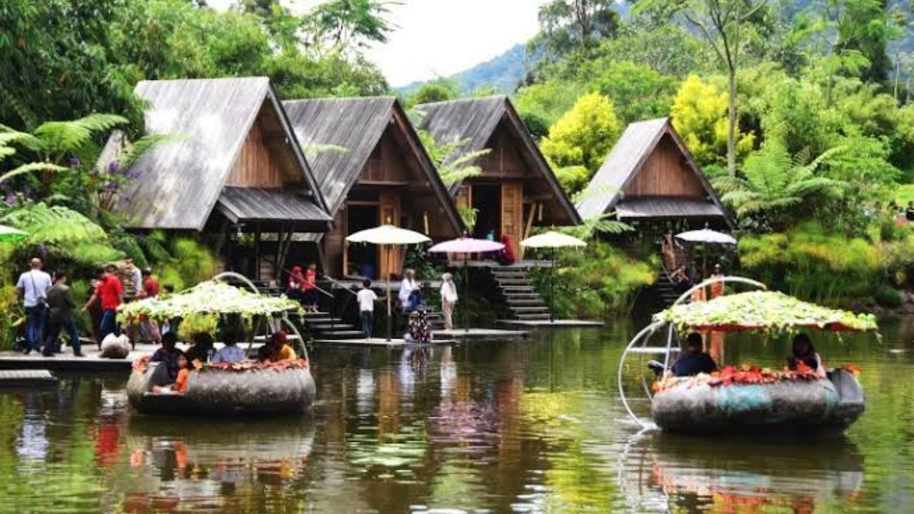 Asal Mula Pembangunan Dusun Bambu di Bandung Barat