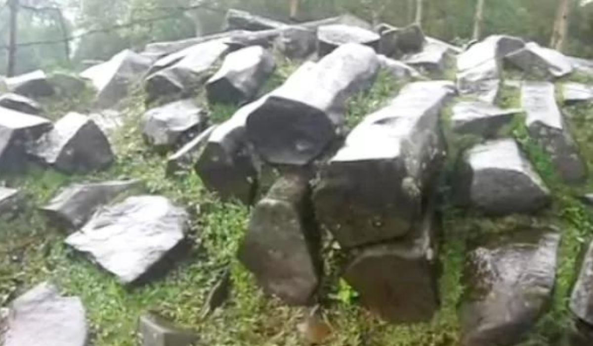 Tersingkapnya Rahasia Makam Kuno di Situs Gunung Padang 5 Kuburan Berisi Tulisan Arab Terungkap