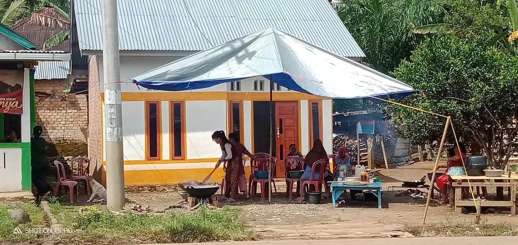 Adat Gotong Royong Sangat Terjaga di Desa Ini