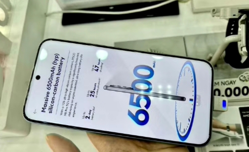 Performa Ngebut! POCO M8 Pro Usung Snapdragon 7s Gen 4