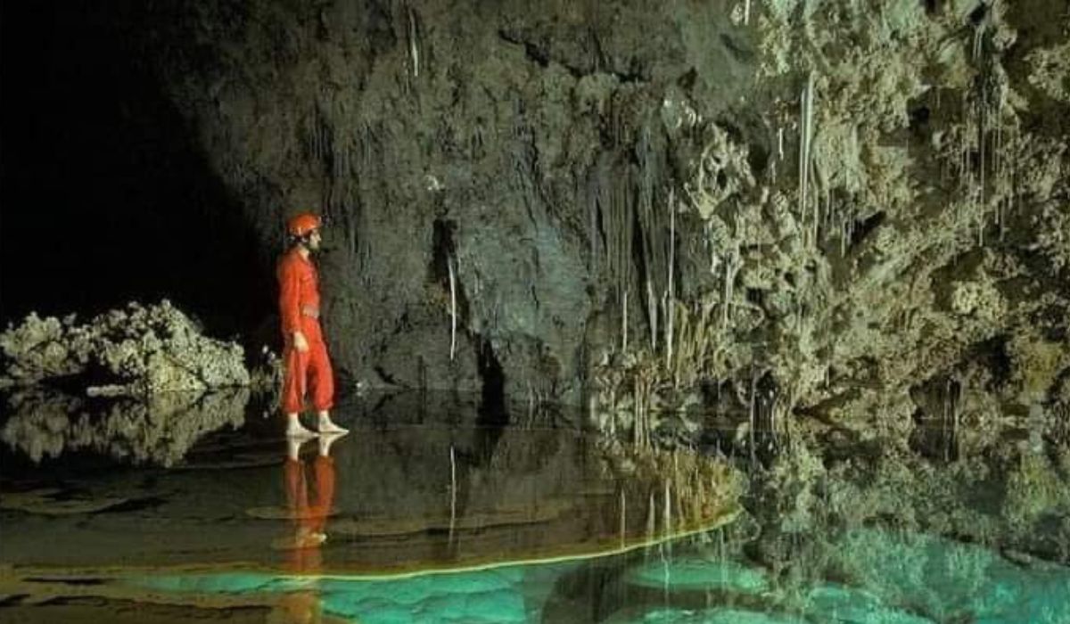 Penemuan Kolam, Perawan, di Gua Lechuguilla, New Mexico: Keajaiban Alam yang Belum Pernah Terlihat Manusia