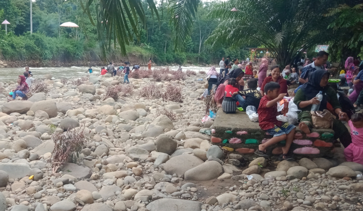 Pesona Liburan Tahun Baru 2024 Wisata Rantau Tenang Indah Ramai Pengunjung