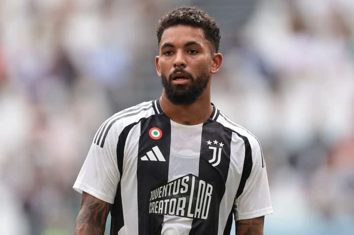 Douglas Luiz Gagal Tampil di Laga Liga Champions? Juventus Kehilangan Pilar Utama!