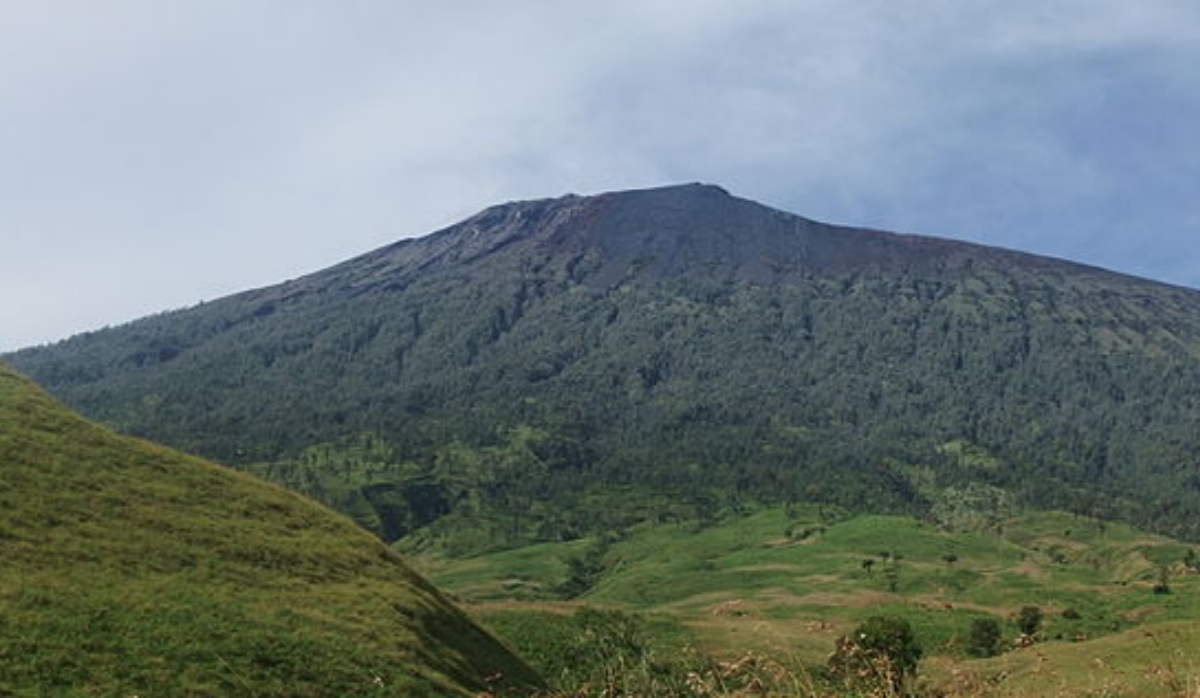 Gunung Rinjani: Petualangan Keindahan di Puncak Lombok