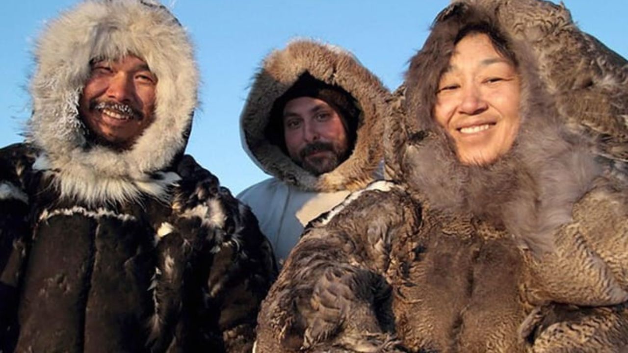 Keunikan Tata Nilai Sosial Suku Eskimo, Berbagi Istri dan Poligami dalam Kehidupan yang Ekstrem