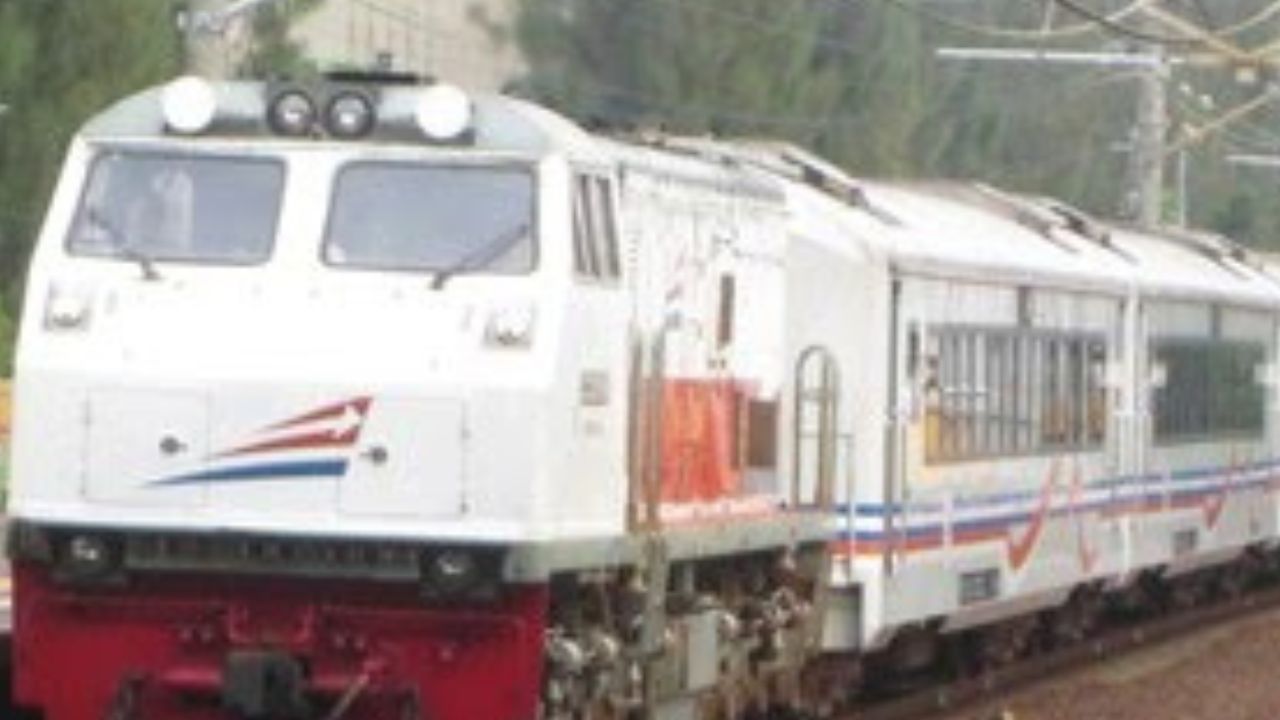 Kereta Gajayana Melaju Sendiri, Kisah Misteri Kereta Api Tanpa Masinis di Kota Malang Jawa Timur