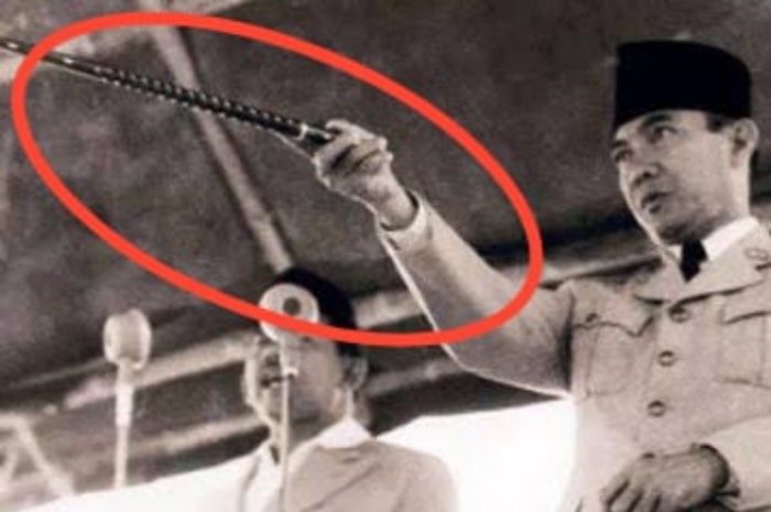 Jejak Misteri Tongkat Komando Ir. Soekarno: Asal-Usul, Kekuatan Magis, dan Kehilangan yang Mengejutkan