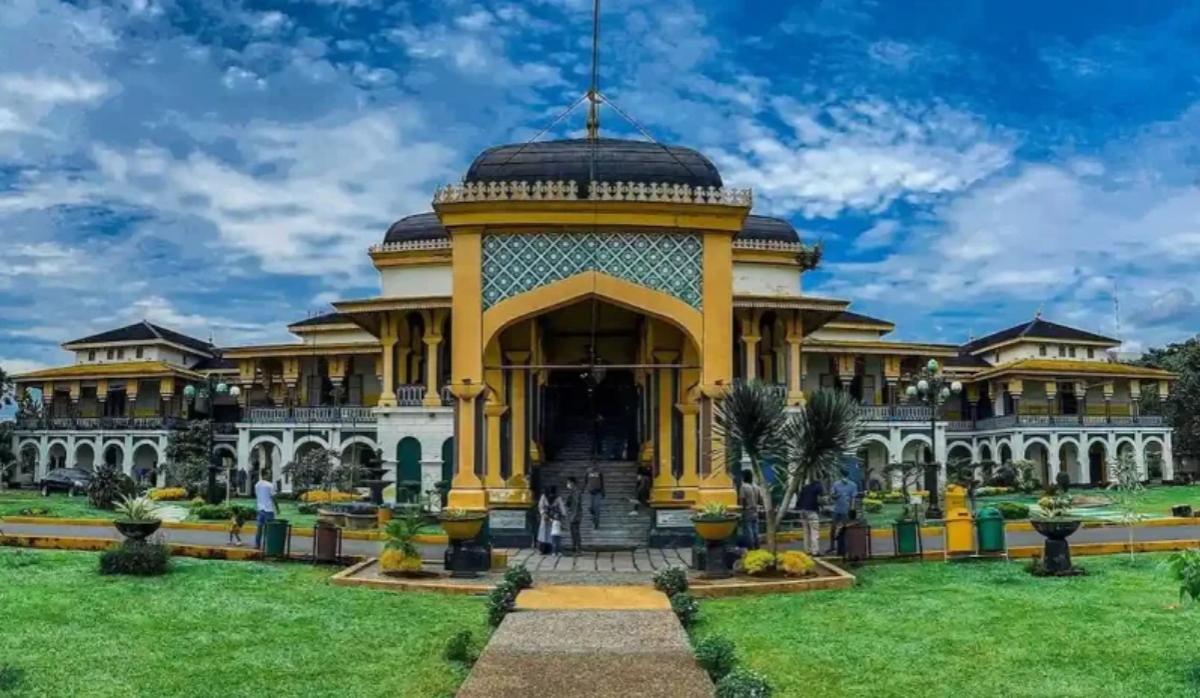 Istana Maimun dan Misteri Jejak-Jejak Masa Lalu yang Menyelimuti