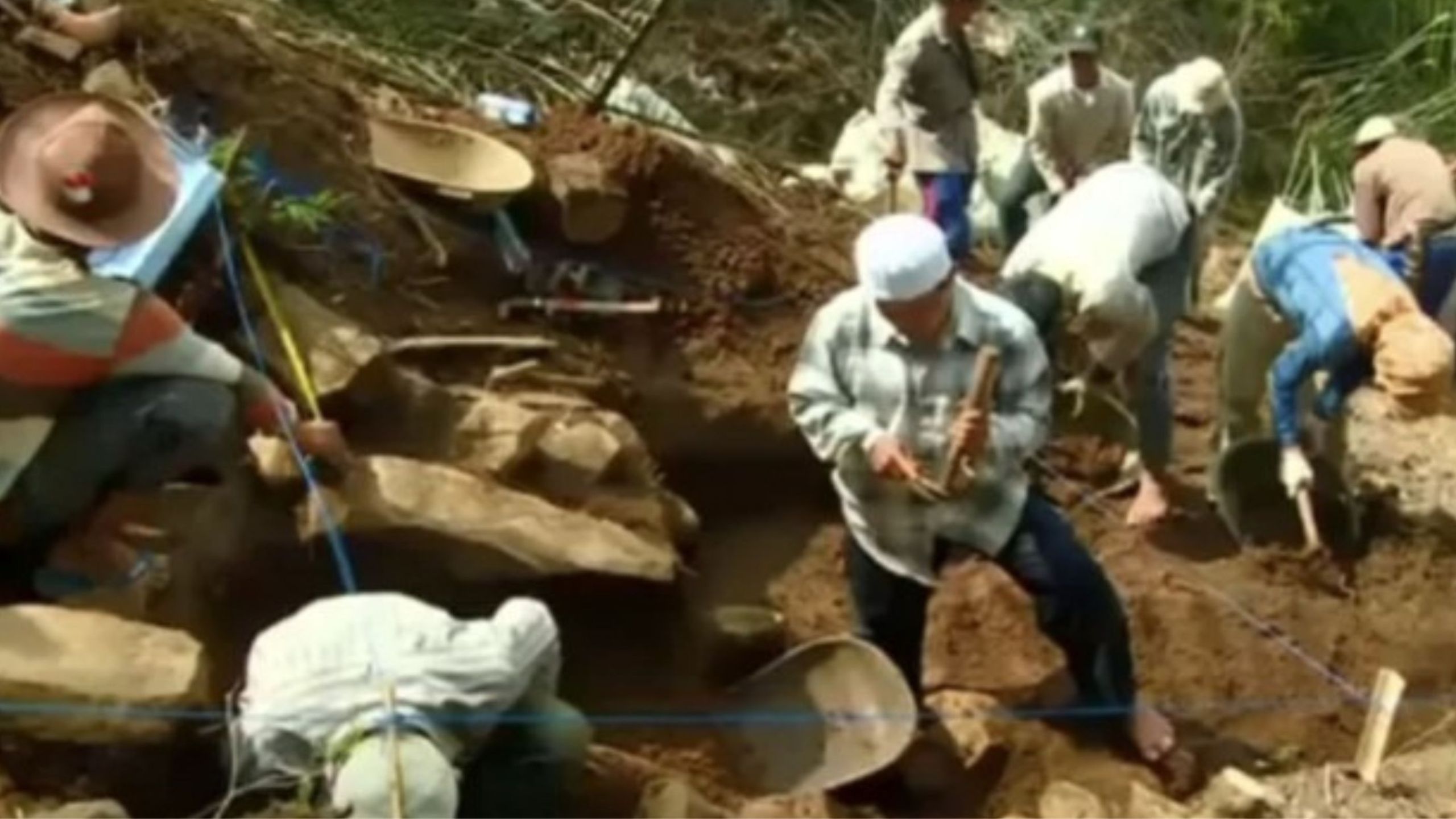 Gunung Padang, Hal yang Ditakuti Dunia jika Penelitian di Situs Terus Dilanjutkan, Menciptakan Ketegangan