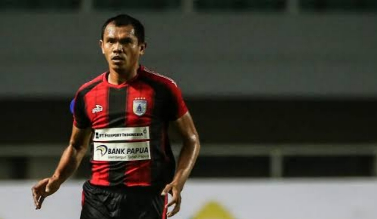 Ricardo Salampessy Resmi Jadi Pelatih Kepala Persipura Jayapura