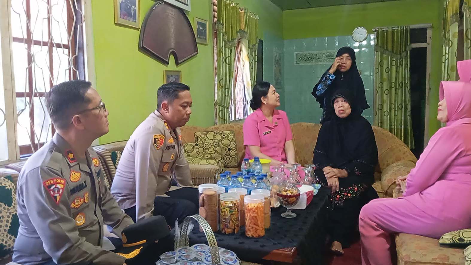 Kapolres Lubuk Linggau Anjangsana ke Purnawirawan, Wujud Kepedulian di HUT Bhayangkara ke-79