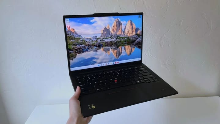 Lenovo ThinkPad T14s Gen 6 Pecahkan Rekor, Bertahan Lebih dari 21 Jam