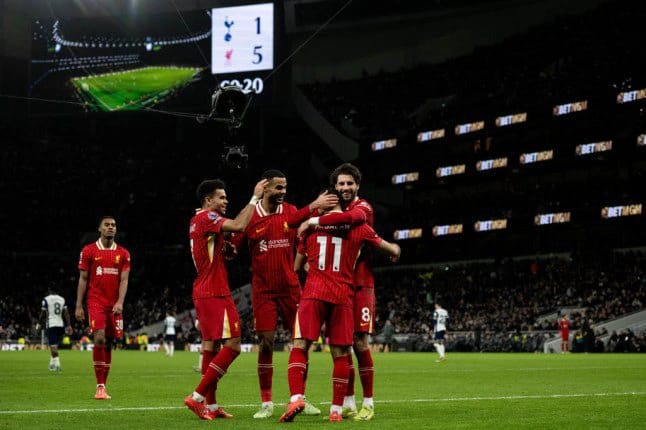 Liverpool Digdaya di Puncak! Gary Neville Sebut The Reds Favorit Juara Premier League