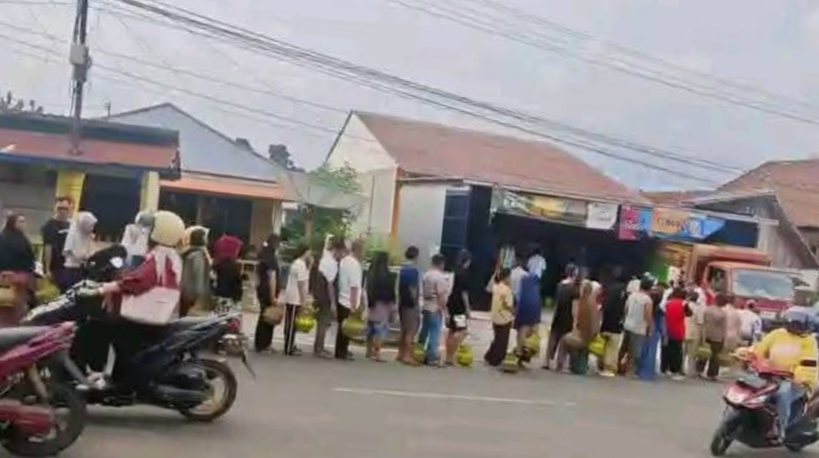 Polemik Gas LPG 3 Kg, Warga Non Pelanggan Gas Kota di Prabumulih Kesulitan