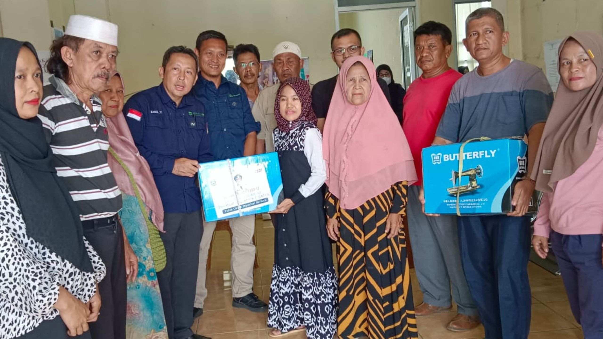 Bantuan Mesin Jahit Bagi 30 UKM di Empat Lawang, Dibagikan