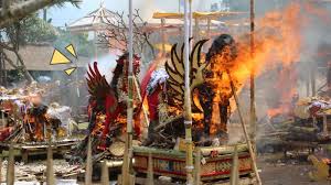 Rahasia di Balik Ritual Ngaben, Mengungkap Misteri Tradisi Kremasi Hindu di Bali