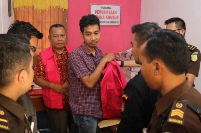 Dugaan Kasus Korupsi Rp300 Juta Program SERASI, Dua Pegawai Dinas Pertanian OKU Resmi Ditahan