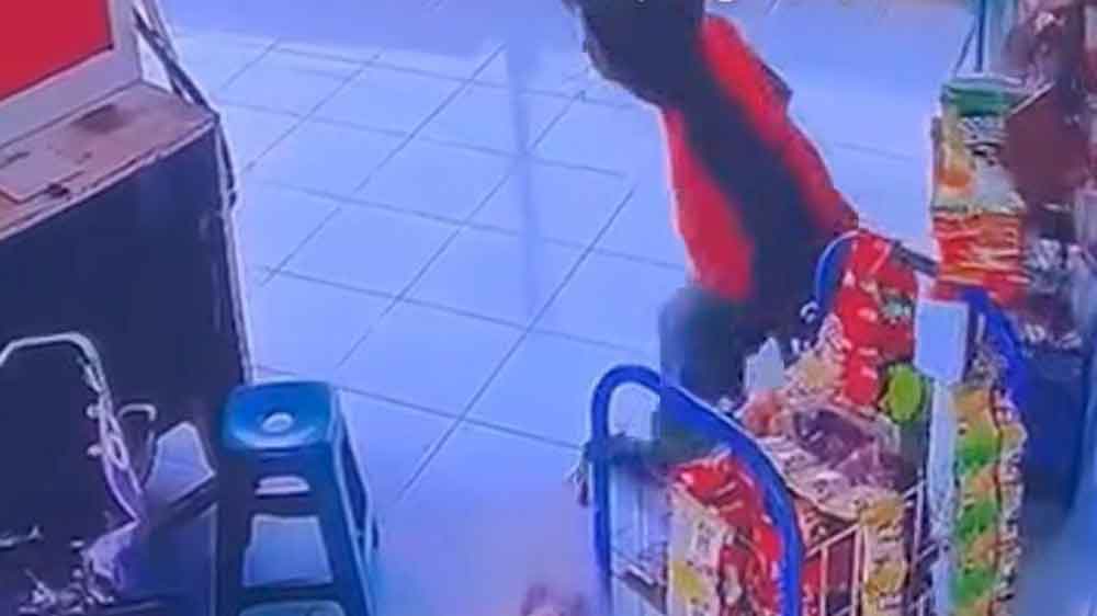 Modus Beli Rokok, Pria di Palembang Curi Tabung Gas Elpiji 3 Kg dan Viral di Medsos