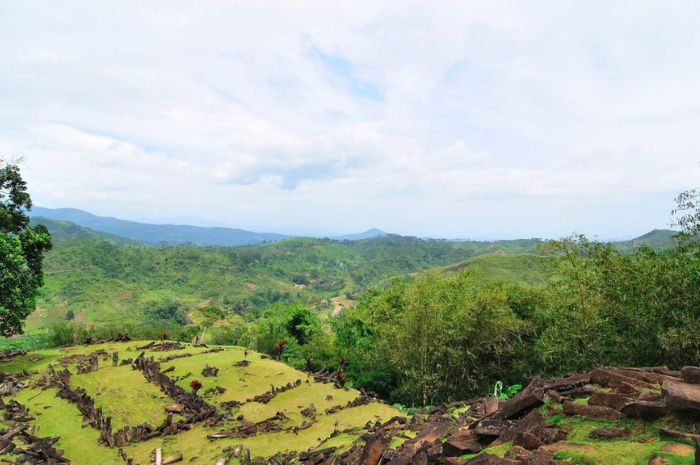 Arkeologi Tersembunyi di Pulau Sumatera, Menelusuri Situs Megalitikum di Padang Roco Sampai Kutukan di Candi
