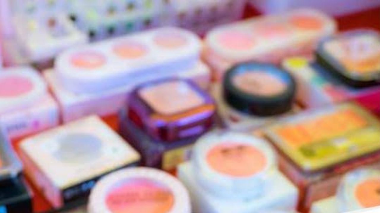 28 Daftar Skincare Ilegal yang Mengandung Bahan Berbahaya: Kamu Wajib Tahu Biar Tak Salah Pilih