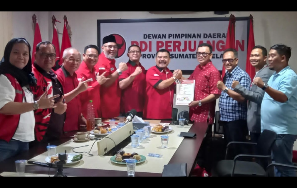 PDI Perjuangan Sumsel Resmi Serahkan B.1-KWK ke 7 Balonkada, Salah Satunya ke Joncik-Arifa'i