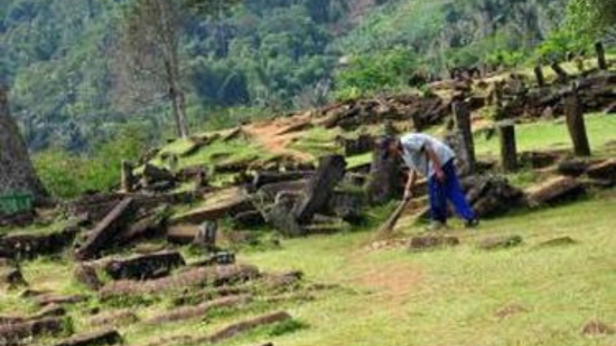 Rahasia 5 Makam Kuno Terungkap di Situs Gunung Padang, Baru Dua Terbaca, Satu Belum Jelas, Lebih Tua Dari Maka