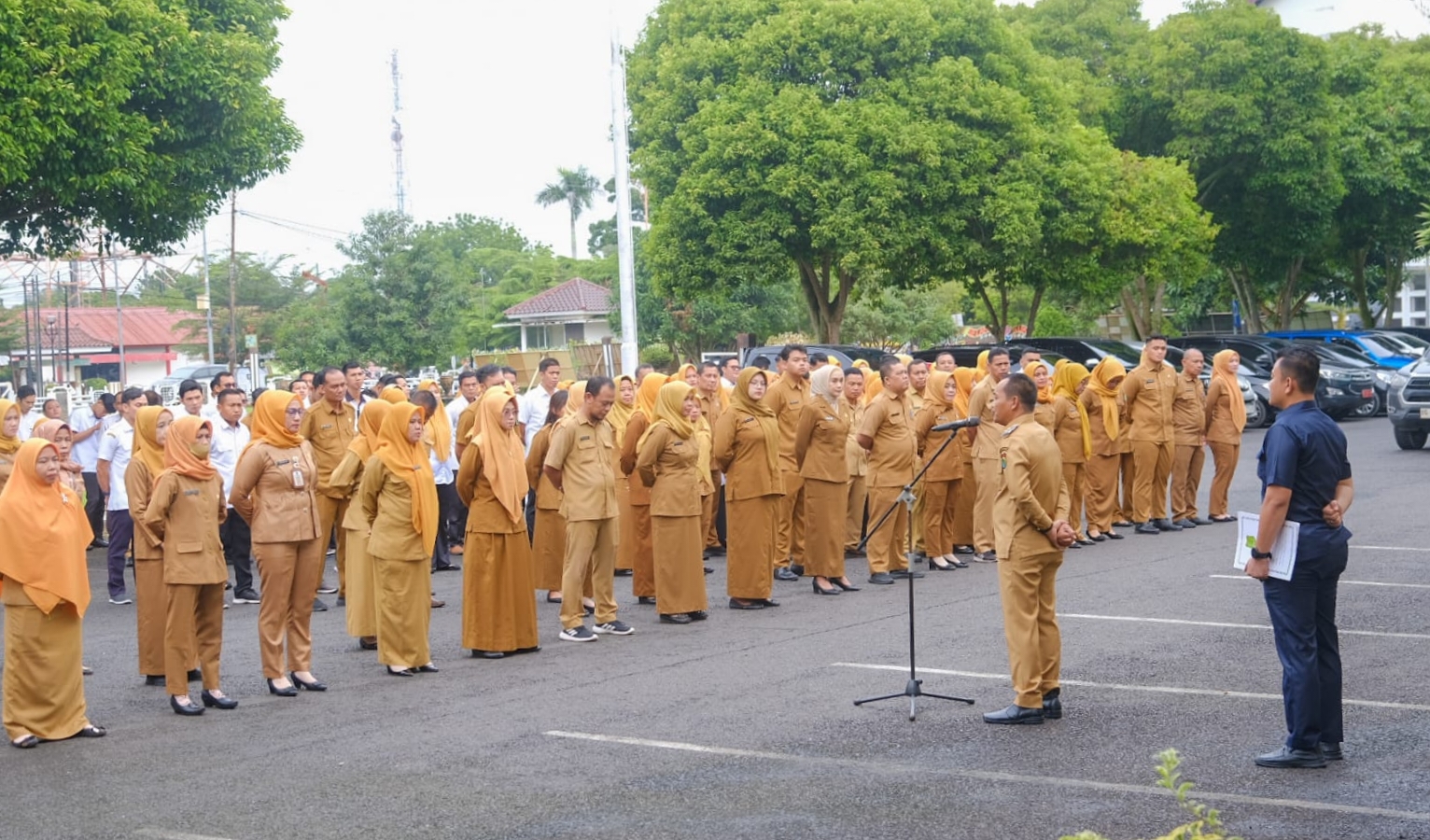 Minta ASN Terus Tingkatkan Pelayanan dan Kedisiplinan