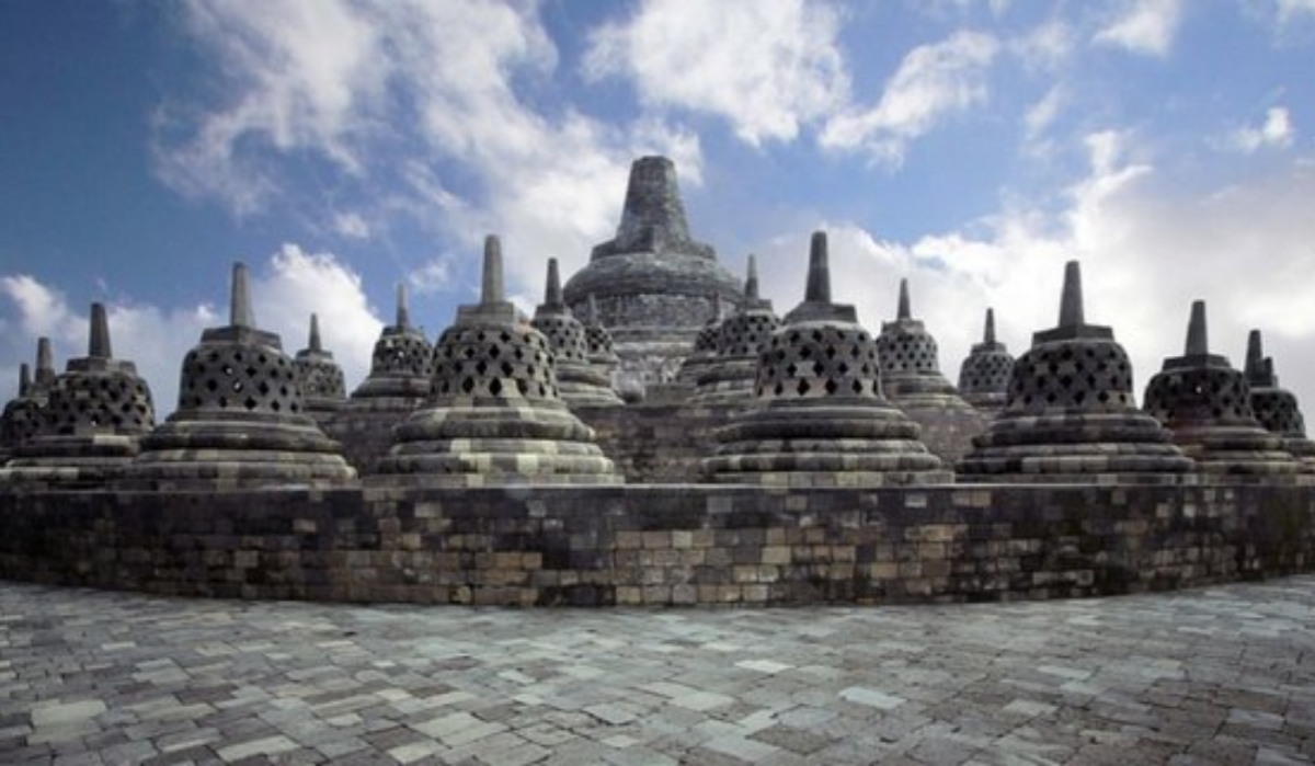 5 Kuil dan Candi Buddha Tertua dan Terkenal di Dunia