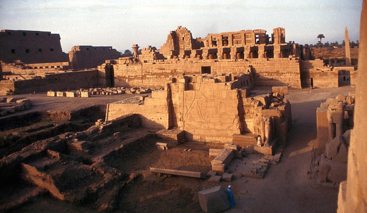 Misteri Kuil Karnak, Pusat Keagamaan dan Keajaiban Arsitektur Mesir Kuno
