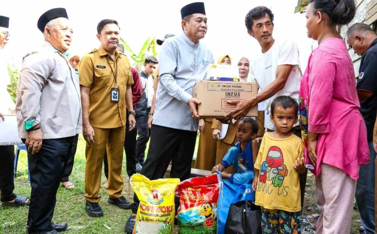 Bupati Muba Hibahkan Tanah Pribadi untuk Warga Kurang Mampu, Air Mata Haru Iringi Kejutan Tak Terduga