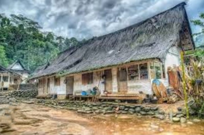 Mengungkap 7 Keunikan Kampung Naga: Permata Budaya Jawa Barat