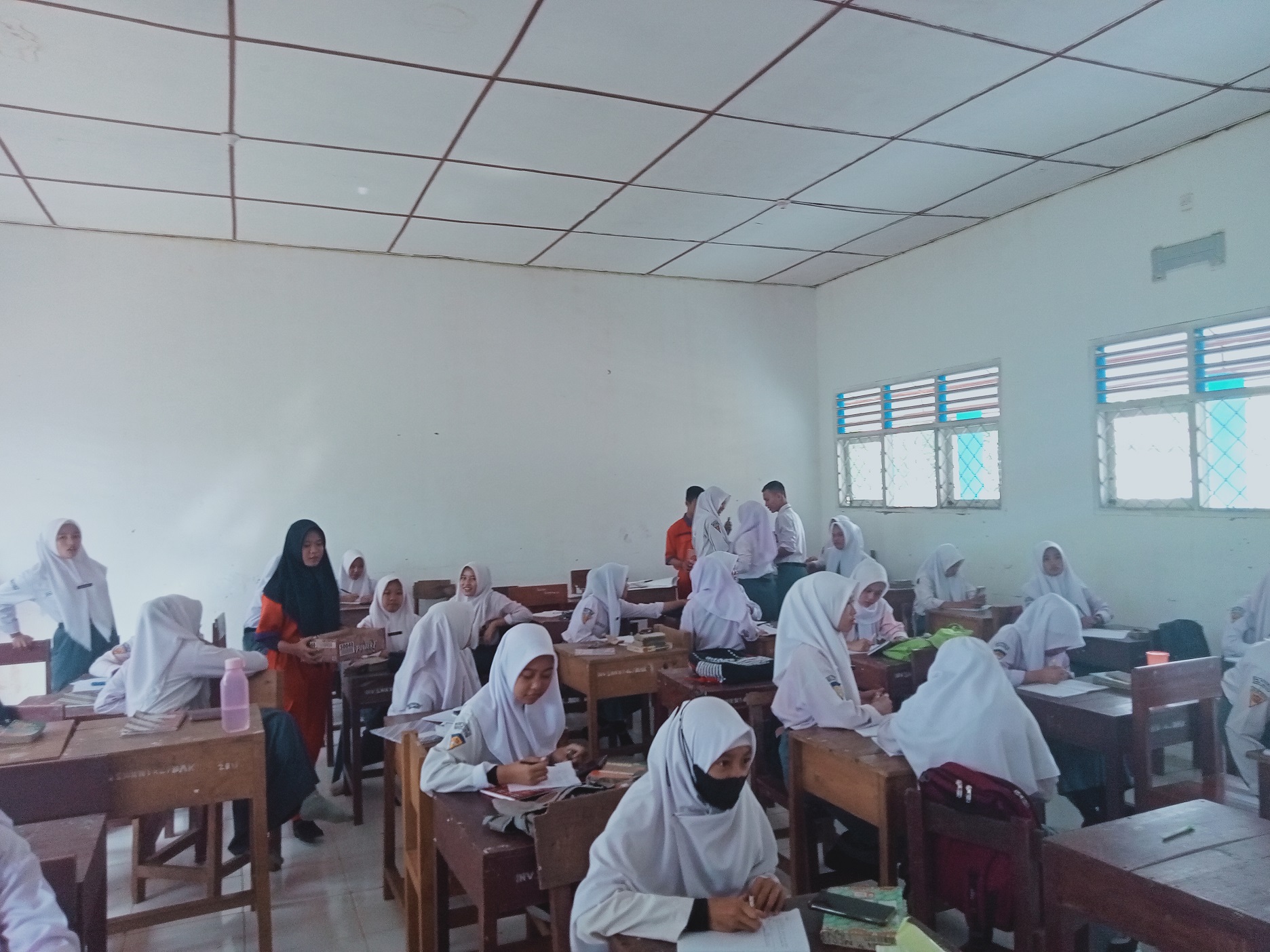 SMK N 1 Empat Lawang Peduli Sesama