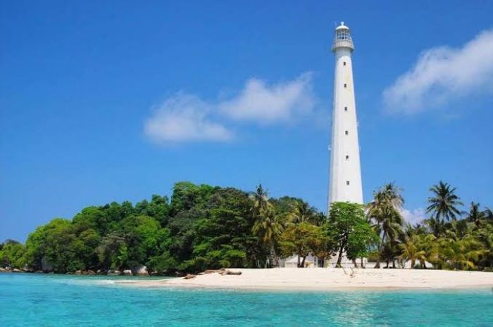 Misteri Pulau Lengkuas di Kepulauan Bangka