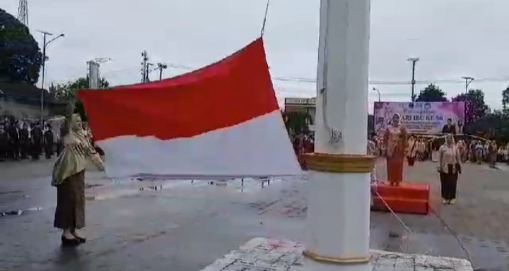 Upacara Hari Ibu di Empat Lawang Berlangsung Meriah, Diwarnai Lomba Masak Nasi Goreng