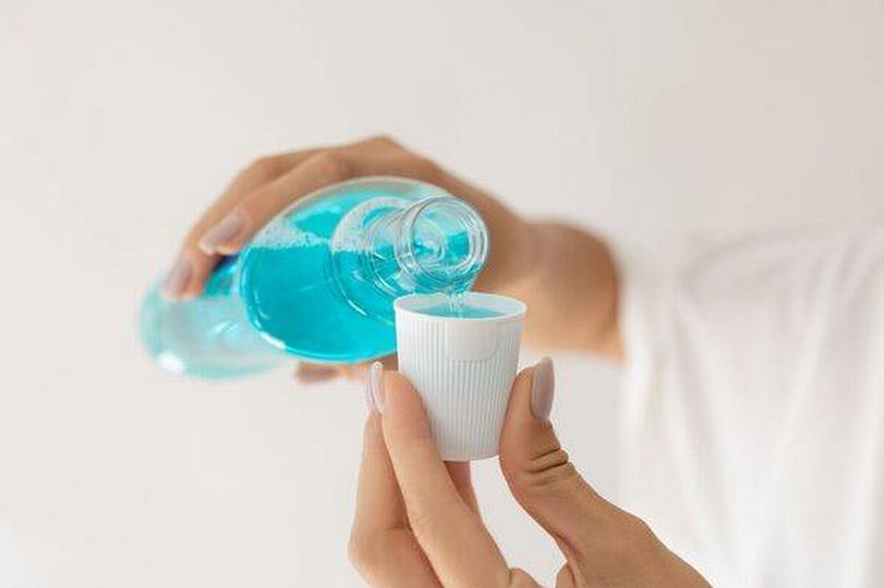 Hati-Hati! Dokter Peringatkan Risiko Kesehatan dari Mouthwash Beralkohol